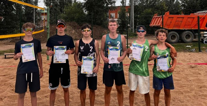 В спортивной школе «Зилант» прошли соревнования по пляжному волейболу