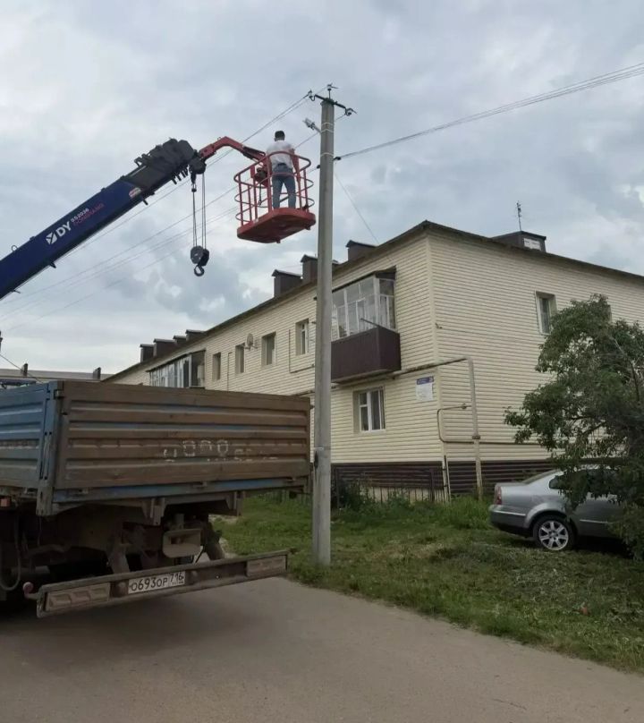 В Кукморском районе следят за исправностью уличных фонарей