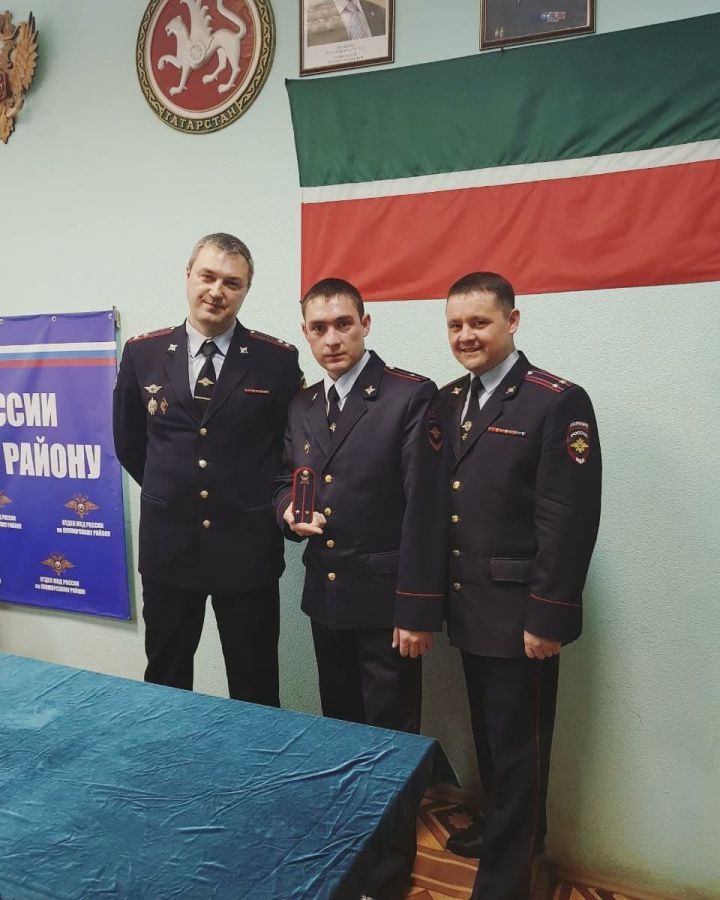 Рамиль Нургалиев вручил специальные звания сотрудникам Кукморской полиции