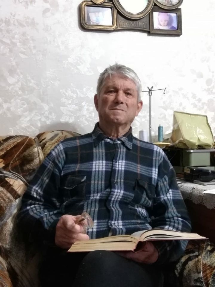 Ветеран труда и спорта Николай Саватеев из Кукмора рассказал о военном детстве
