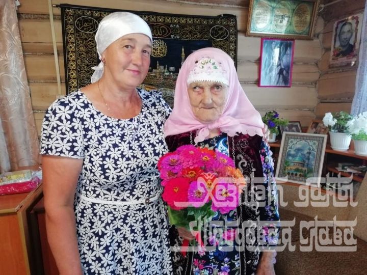 Замлиха Галиева из Верхнего Арбаша отпраздновала 90-летие