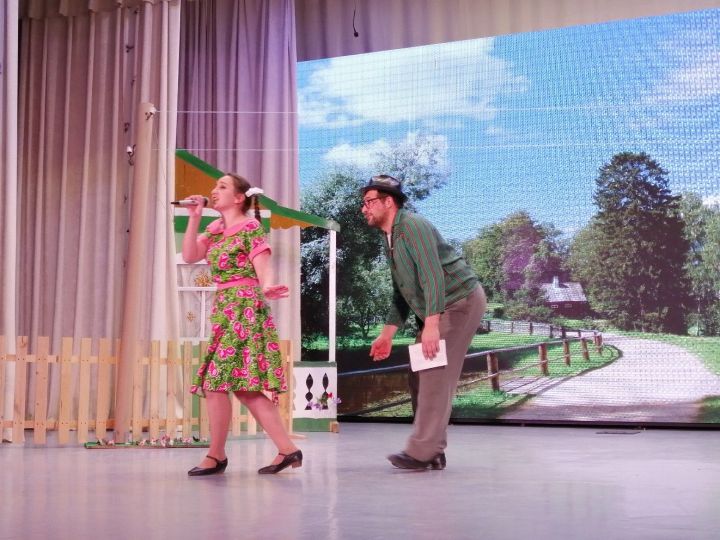 Самодеятельные артисты Большесардекского сельского поселения показали спектакль «Дилэфрузгэ дурт кияу»