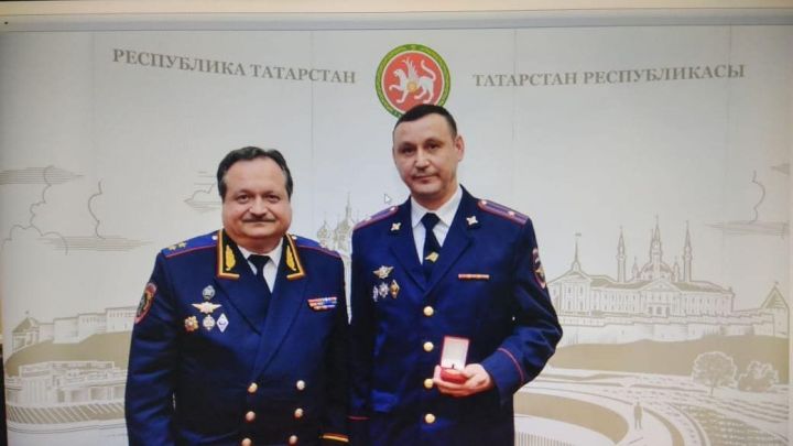Начальник Кукморского ОГИБДД награжден нагрудным знаком «За отличие в службе ГИБДД» I степени