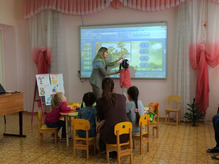 Специалисты Реабилитационного центра "Милосердие" в работе с детьми применили метод Монтессори