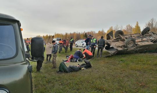 В  Татарстане перевернулась машина с рабочими лесничества