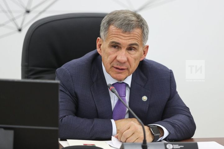 Минниханов поручил уделять особое внимание бизнесменам в период пандемии