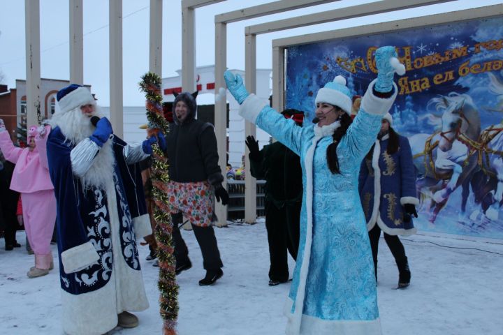 Яңа ел бәйрәмнәрендә татарстанлыларның ничә көн ял итәчәге билгеле