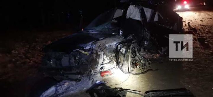 Один человек погиб и четверо пострадали в автоаварии в Балтасинском районе