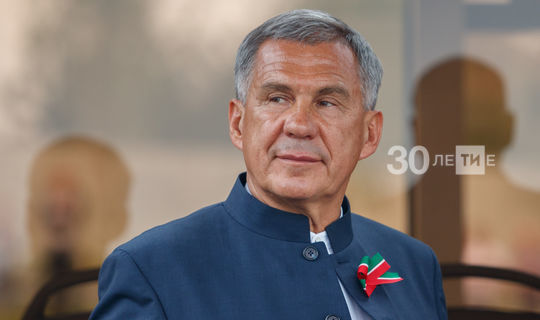 Минниханов поздравил татарстанцев с Днем Героев Отечества