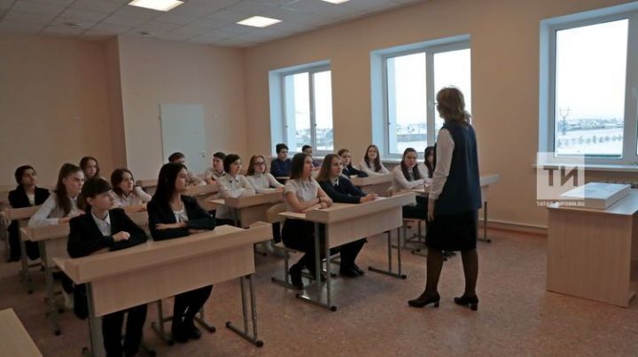 Классным руководителям школ Татарстана повысят зарплаты