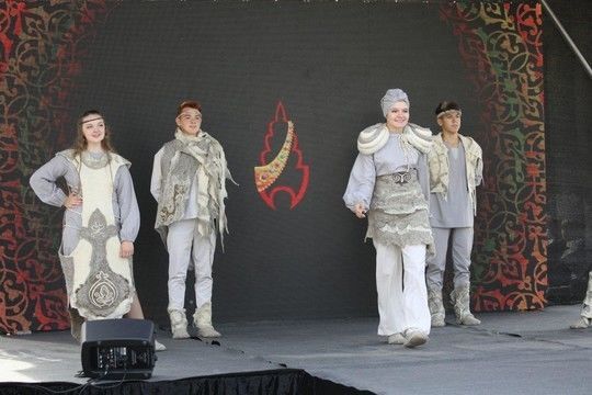 Кукмараның «Voilok Fashion» мода театры 300 мең сумлык сертификат отты