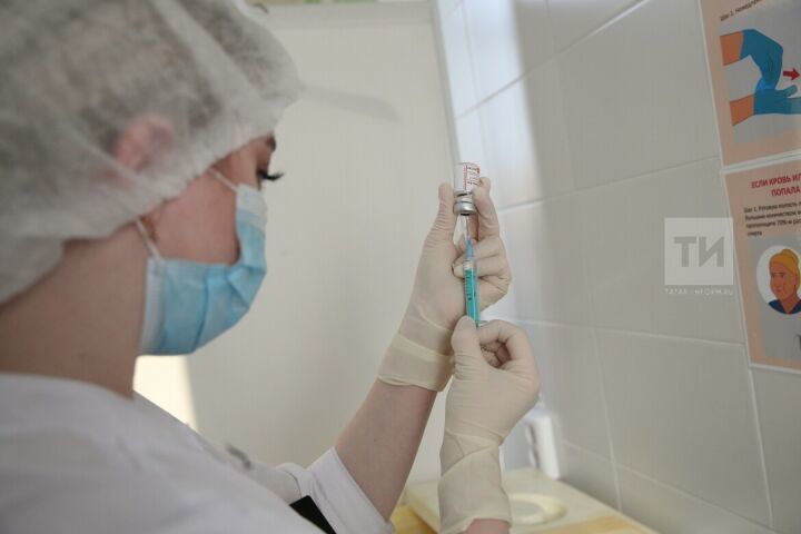 В Кукморе начал работу мобильный пункт вакцинации