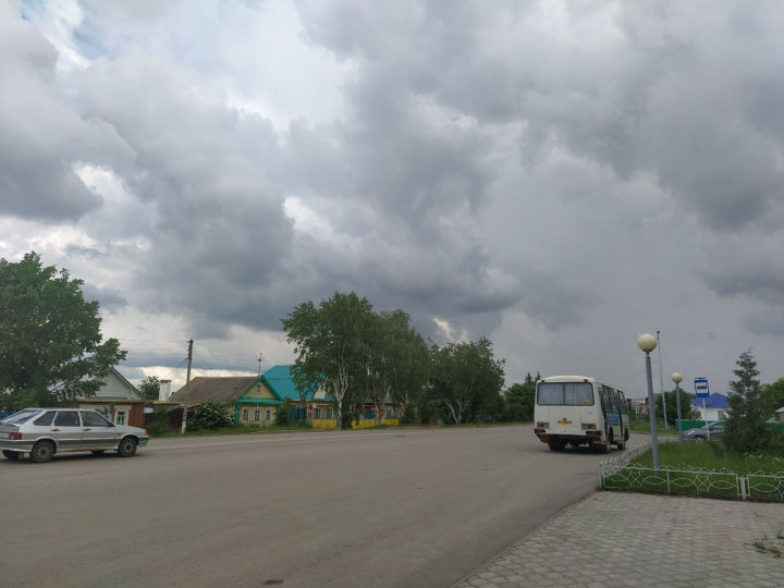 Жителей Кукморского района предупредили о сильном дожде и штормовом ветре