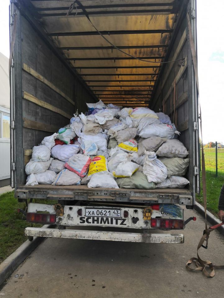 В Лисичанск из Кукмора отправилось 20 тонн гуманитарной помощи
