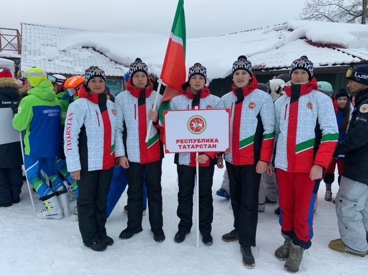 Кукморские горнолыжники представляют Татарстан в финале Спартакиады учащихся России - 2022 года по фристайлу