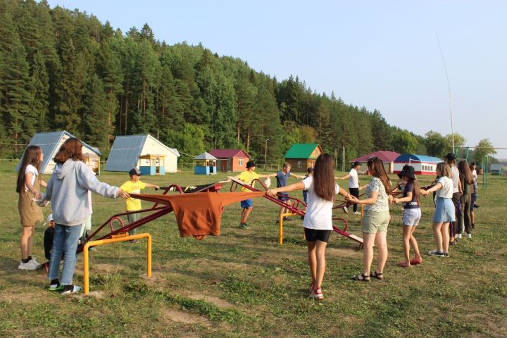 Татарстанцы приобрели более 1 тыс. путевок в детские лагеря по программе кешбэка