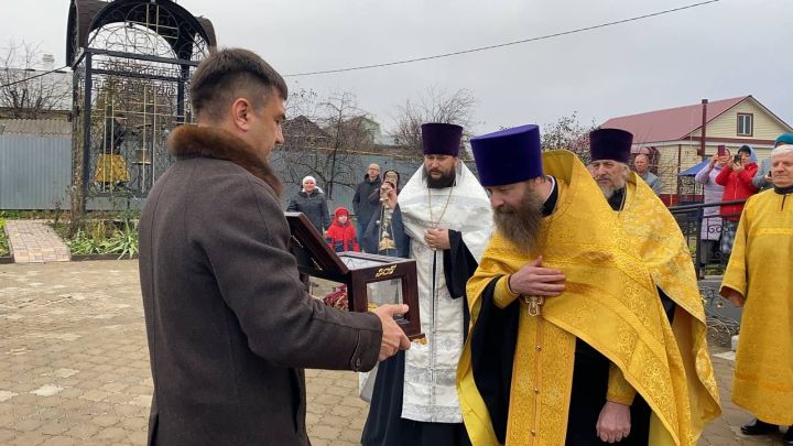 В Кукмор привезли башмачок святителя Спиридона и копию чудотворной иконы Божией Матери Скоропослушницы