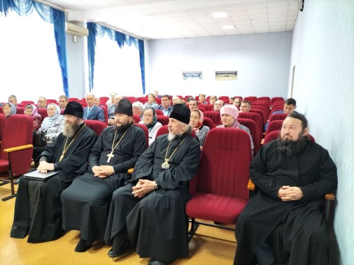 В Кукморе состоялась встреча главы района с представителями православной общественности