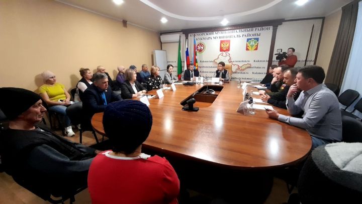 Уполномоченный по правам человека в Республике Татарстан  Сария Сабурская провела личный прием граждан в Кукморе