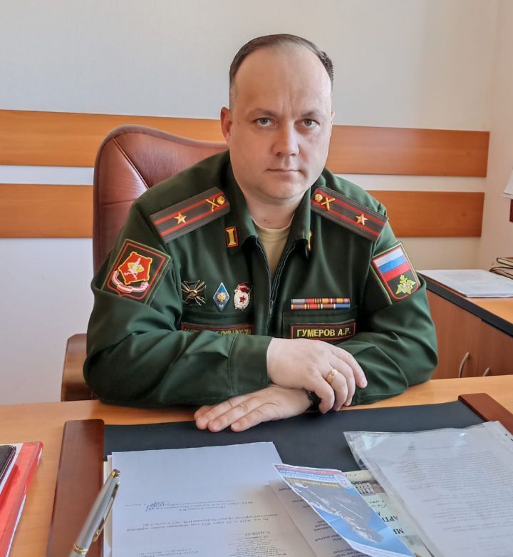 Военком Кукморского района рассказал о прохождении военной службы по контракту