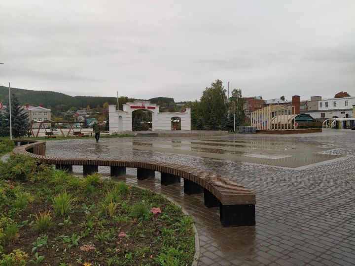 В Кукморском районе ожидается сильный дождь, град и сильный ветер