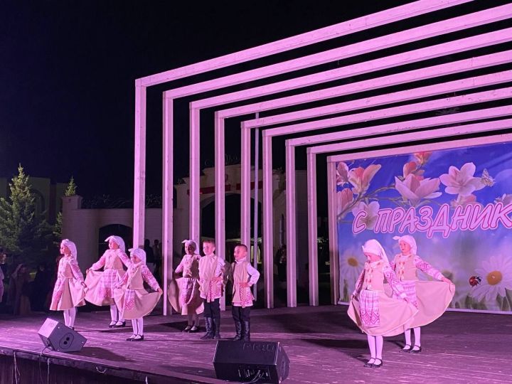 В Кукморе прошел концерт в честь Дня Республики Татарстан