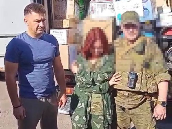 Татарстанның Кукмара районы башлыгы махсус хәрби операция зонасындагы хәрбиләр янында булып кайтты