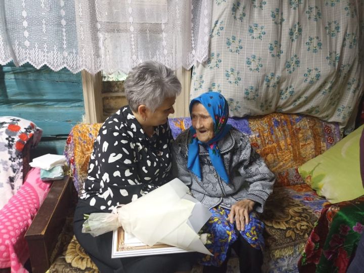 Жительница села Урясьбаш Анастасия Гурьева отметила свое столетие