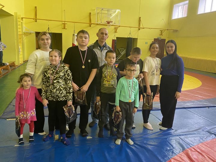 В реабилитационном центре «Милосердие» прошло спортивно-развлекательное мероприятие «В дружбе наша сила!»