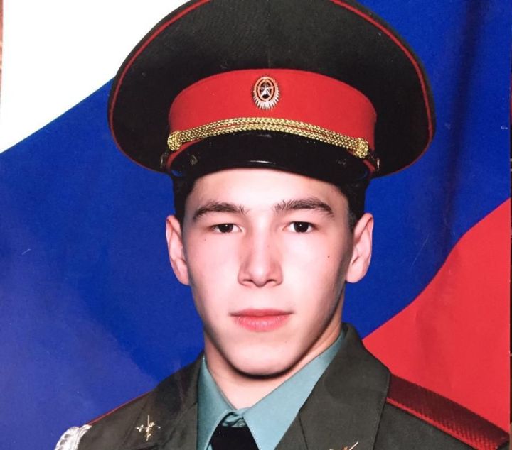 «Сугышчан иптәшен коткарганда һәлак булды»:  Денис Батровның тормыш иптәше хатирәләре белән уртаклашты