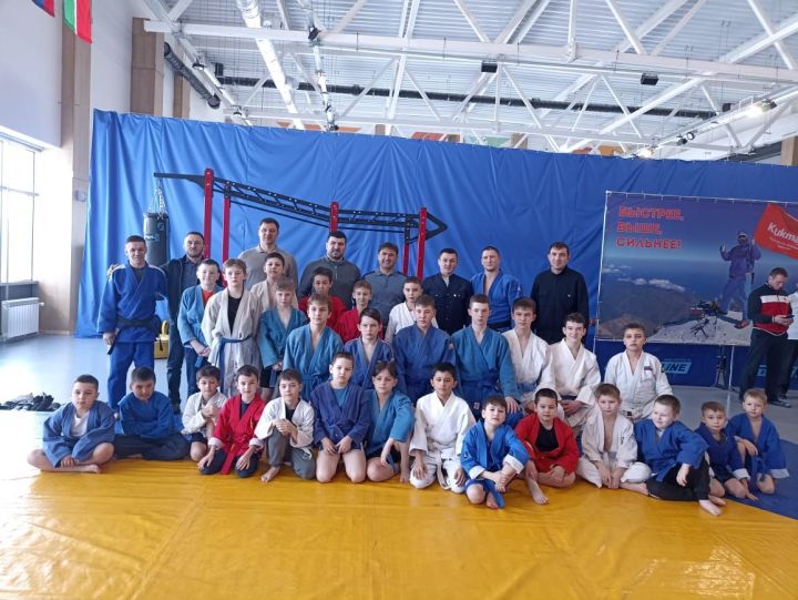 Кукмарага дзюдо буенча Дөнья һәм Европа чемпионы Таһир Хәйбуллаев килде
