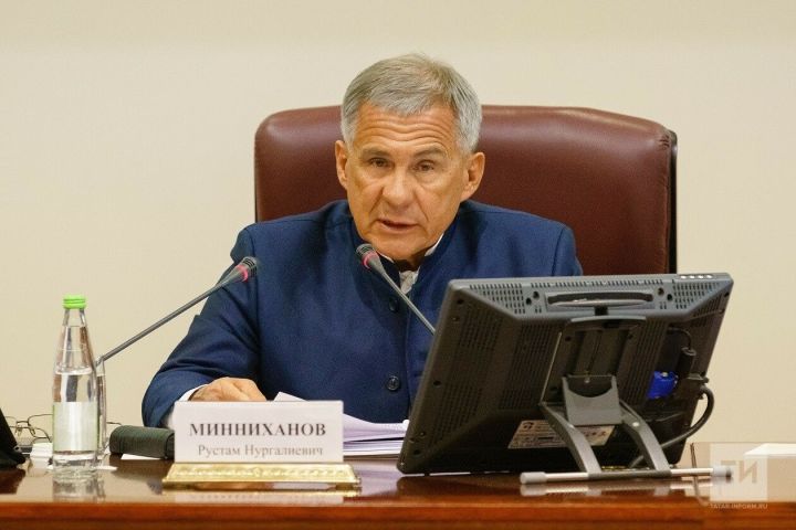 Рөстәм Миңнеханов Россия Президентын сайлау уңаеннан мөрәҗәгать итте