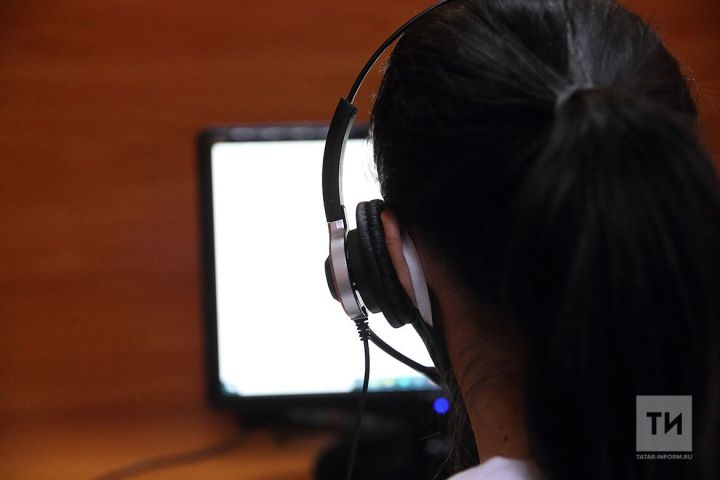 Открыта горячая линия для родителей детей, зависимых от гаджетов