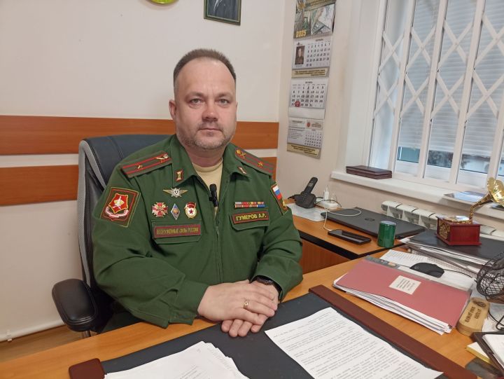 Кукмара районы хәрби комиссары: Офицерлар бүгеннән тәрбияләнә