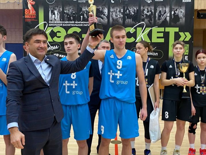 Кукмара командасы янә «КЭС-БАСКЕТ» Мәктәп баскетбол лигасы чемпионатында җиңүче булды