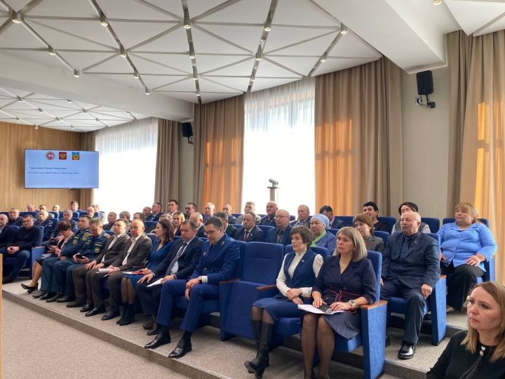 Состоялась тридцать седьмая сессия Совета Кукморского района