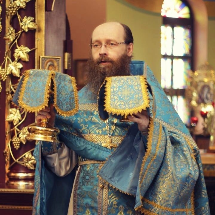 Протоиерей Сергий Елисеев поздравил православных христиан с великим праздником Пасхой
