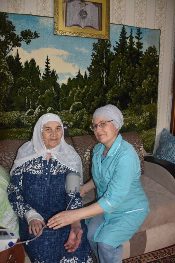 Социаль хезмәткәр Расиха Минимуллина: Безгә һәрвакыт уяу булырга кирәк