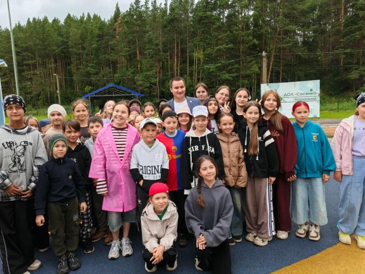 Кукмараның «Нараткай» лагерына Республиканың яшьләр эшләре буенча министры килде
