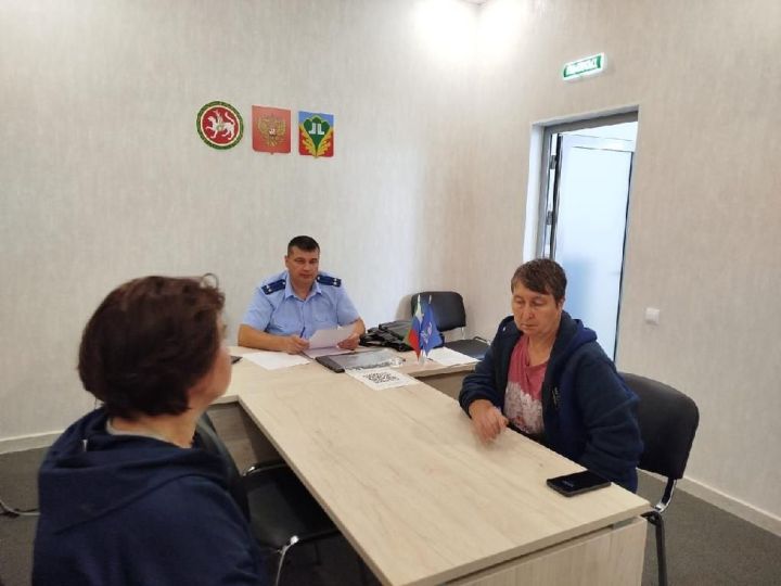 Исполняющий обязанности прокурора Кукморского района провел личные приемы граждан в сельских поселениях