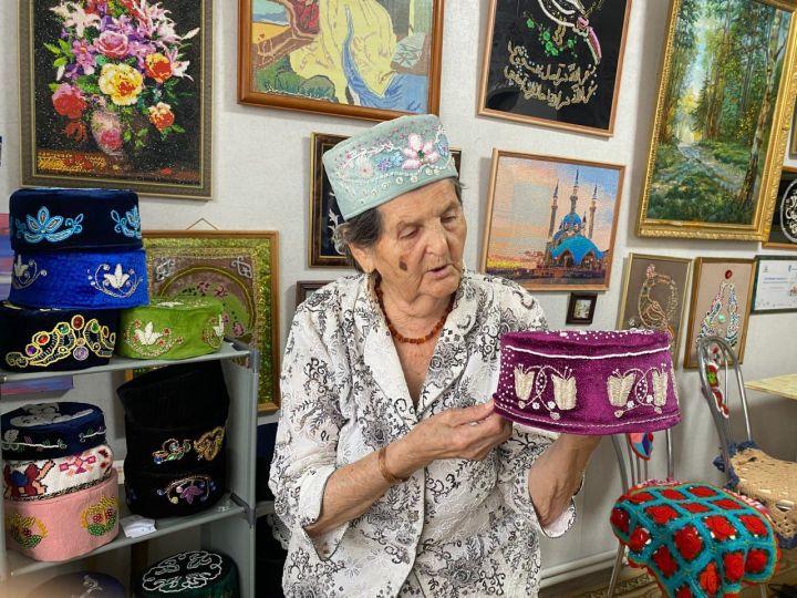 Творческое наследие: Лира Мухаметшина и её уникальные тюбетейки