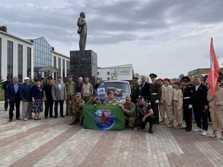 Кукмарадан махсус хәрби операциягә чираттагы машина озатылды