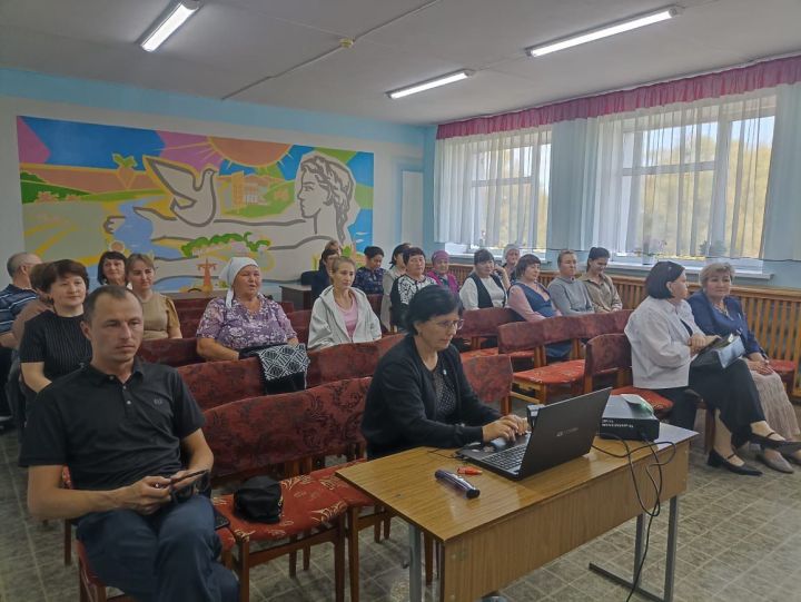Түбән Үрәс җирлегендә халык жыены узды