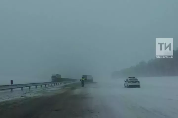 Госавтоинспекция Кукморского района призвал водителей отказаться от поездок из-за непогоды