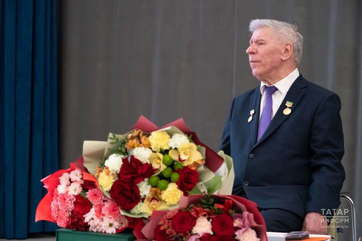 Мин бүген бик бәхетле: КФУда якташыбыз, галим Фоат Галимуллинның юбилеена багышланган тантана узды