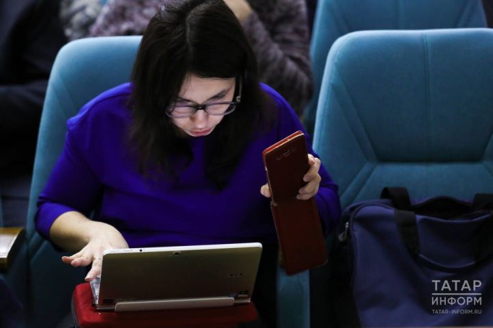 Гигиена гаджетов: как правильно очищать телефон, наушники и компьютерные устройства