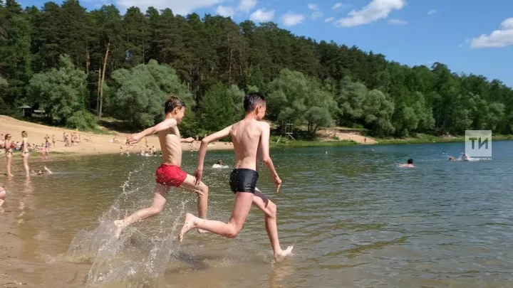 Защита детей от воды: как предотвратить беду на водоёмах и дома