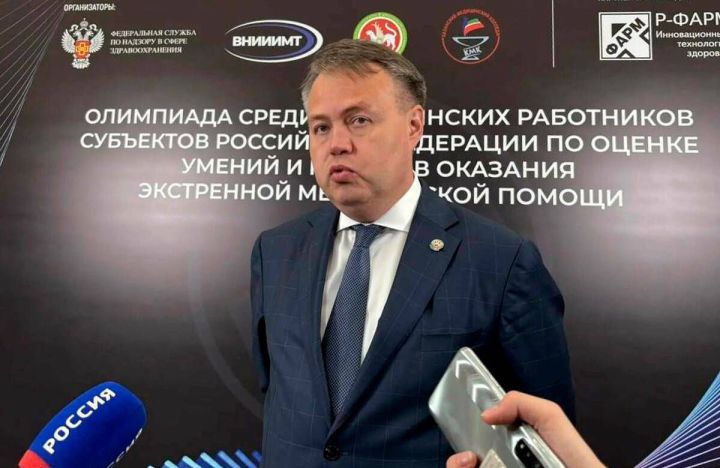 Глава Минздрава РТ: отечественные производители обеспечивают больницы современной техникой