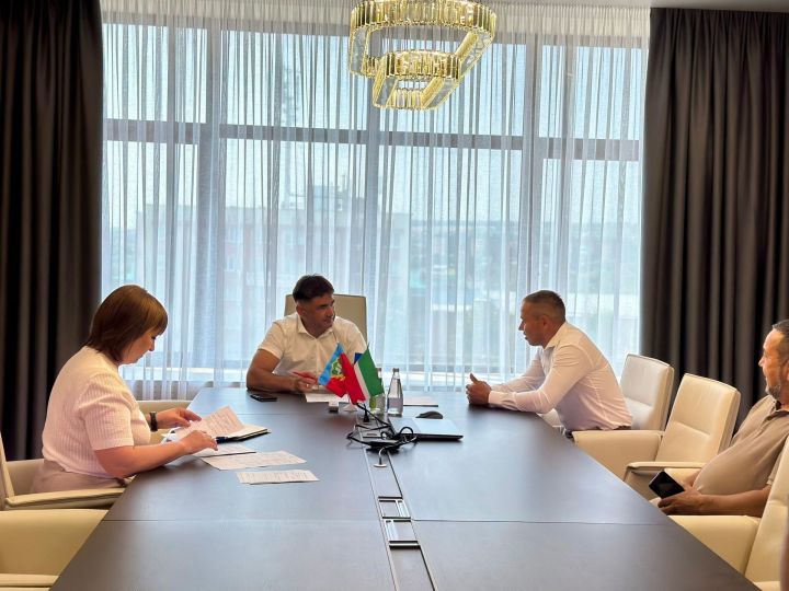 Сергей Димитриев провел прием граждан в Кукморском районе